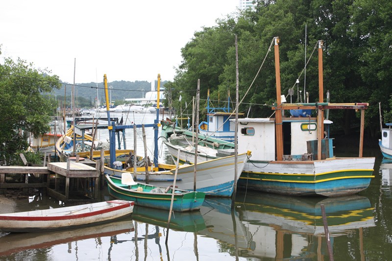 Economia de pequenos pescadores é mapeada em Balneário Camboriú