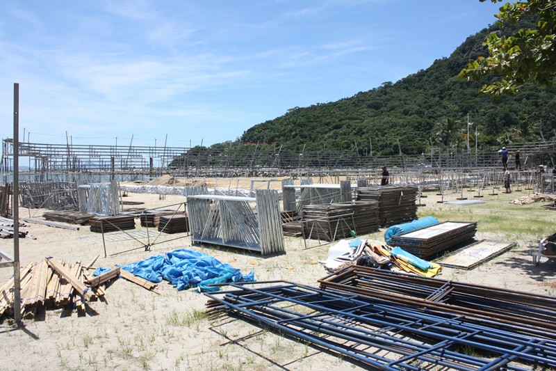 Preparativos finais para o Circuito BB de Vôlei de Praia em Balneário Camboriú