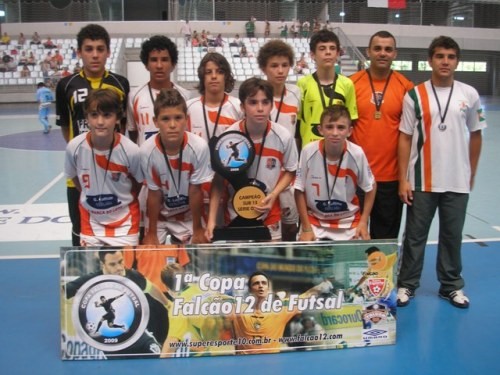 Futsal: Camboriú F.C. estreia bem no estadual sub-13