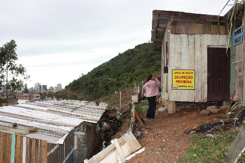 Itajaí dará auxílio aluguel para moradores que tiveram casas interditadas pela Defesa Civil