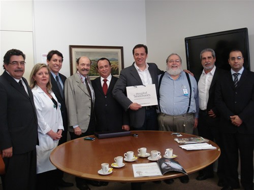 Prefeitura de Balneário Camboriú firma parceria com Hospital Siro-Libanês