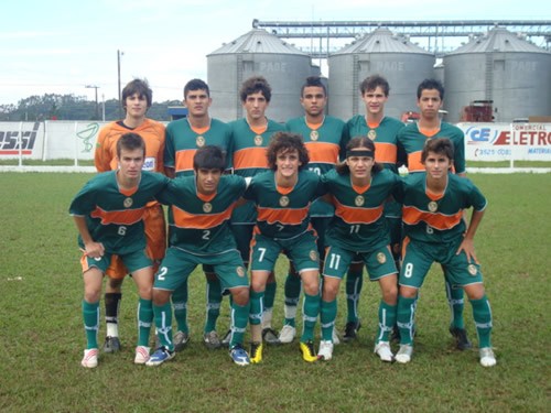 Camboriú FC traz uma vitória e um empate do sul