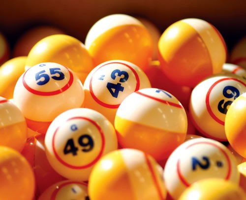 Lar da Terceira idade promove bingo beneficente