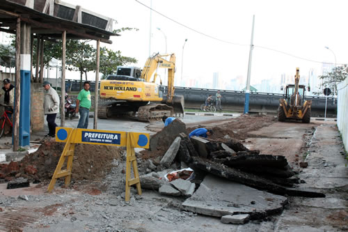 Prefeitura inicia obras de drenagem da Rua Miguel Matte