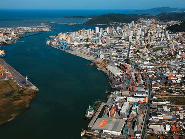 Greve no Porto do Itajaí já causou prejuízos de R$ 5 milhões