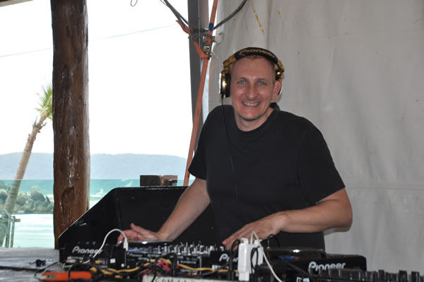 Gee Moore, DJ e proprietario do selo Bora Bora. (Divulgação)