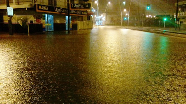 Esquina da rua Blumenau com a 5a Avenida Jonael Lima