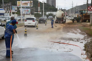 Codetran orienta motoristas em Itajaí