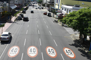 Piriquito quer revogar leis que padronizaram em 50 Km/h a velocidade única a ser auferida por controladores eletrônicos instalados nas vias do município. Foto: Celso Peixoto