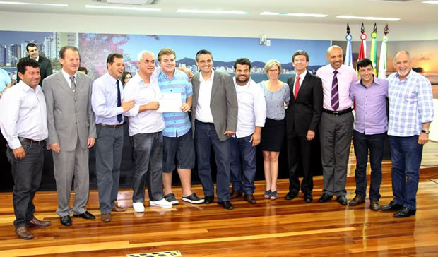 Legislativo realiza a penúltima sessão ordinária de 2013 1 Foto: Márcio Gonçalves