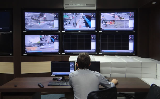 Câmeras do sistema de monitoramento por vídeo começam a ser instaladas 1 Foto: Luzara Pinho