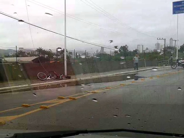 Duas mulheres foram eletrocutadas por um fio de alta tensão em Camboriú. Foto: Fernanda Longa