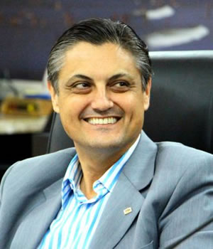 Nilson Probst assume a prefeitura de BC 1 Divulgação