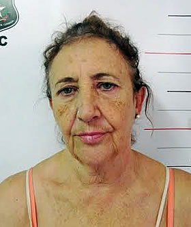 Idosa é presa em posse de veículo roubado no centro de Bal. Camboriú 1 Foto: DIC BC