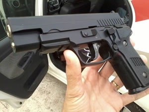 Polícia Militar apreende dois adolescentes com arma de brinquedo 1 Foto: 12º BPM / Divulgação