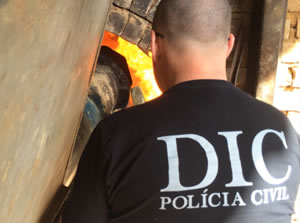 DIC de Balneário Camboriú incinera 40 kg de drogas