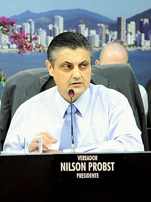 Nilson Probst é reeleito presidente da Câmara de Balneário Camboriú