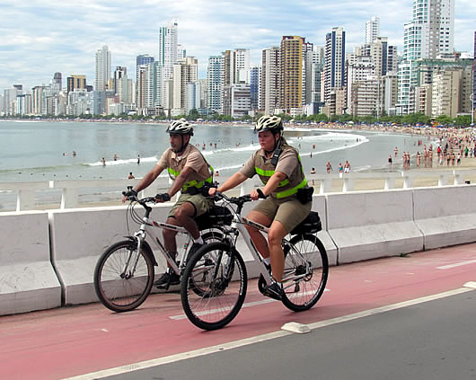 Bike Patrulha: Polícia Militar preservando a ordem pública e o meio ambiente