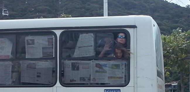 Sequestro de ônibus com reféns em Balneário Camboriú?
