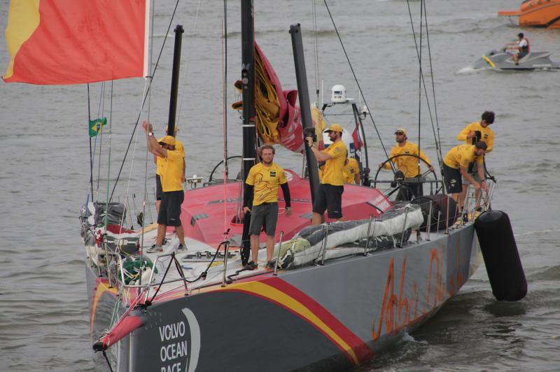 Árabes vencem quinta etapa da Volvo Ocean Race