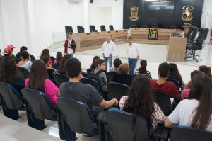 Estudantes de Camboriú conhecem a Câmara de Vereadores