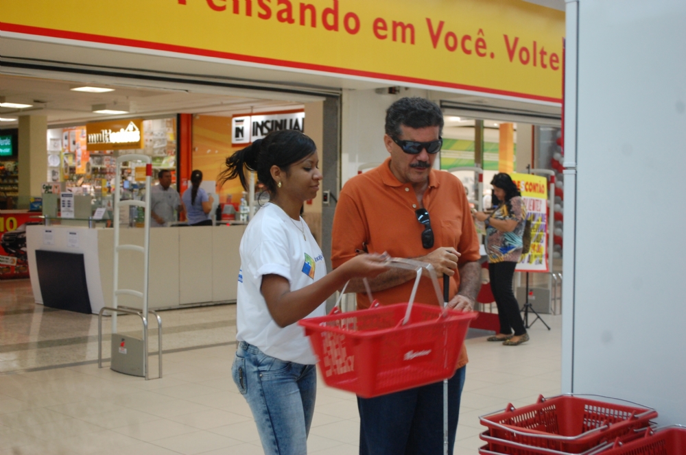 Vereador quer que deficientes visuais recebam ajuda na hora das compras 1 Ilustração (Crédito:Portal Infonet)