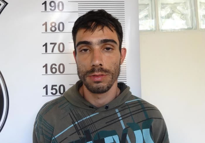 Homem é preso após invadir casa e furtar joias em Balneário Camboriú