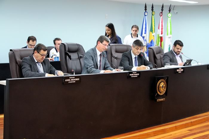 Câmara aprova criação de 158 cargos para atuarem na área da saúde em BC