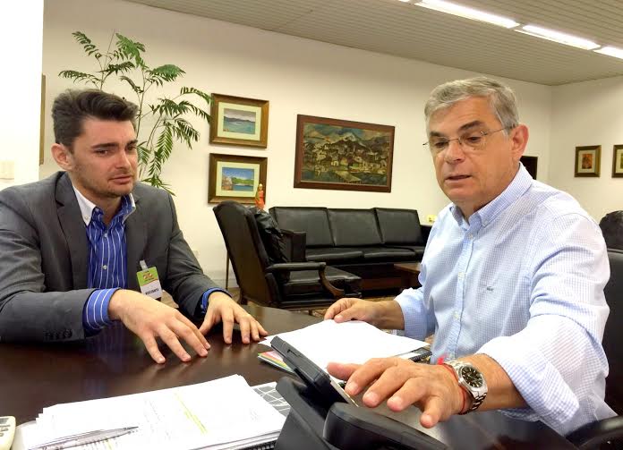Roberto Souza Junior leva pleitos de Balneário Camboriú ao governador