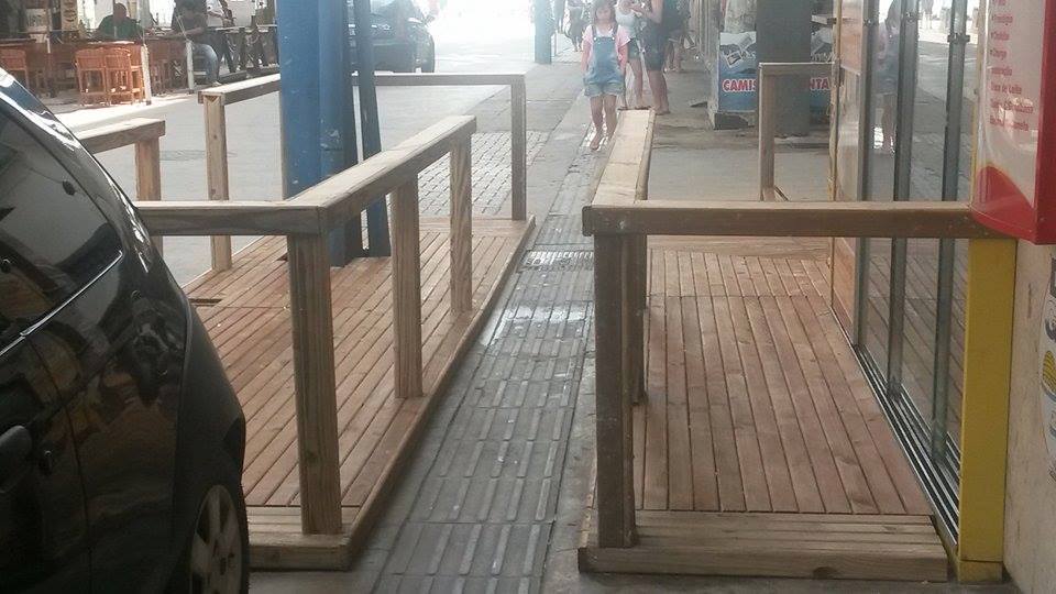 Prefeitura de Balneário Camboriú deve disciplinar ocupação de calçadão