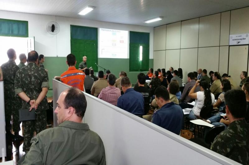 Itajaí participa de exercício com as Forças Armadas sobre desastres naturais