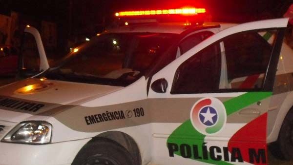 Homem é preso após tentar furtar empresa onde trabalhava durante a madrugada