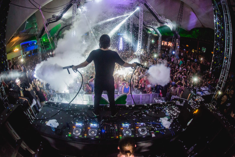 30.12.2015 – Green Valley – Dimitri Vegas & Like Mike