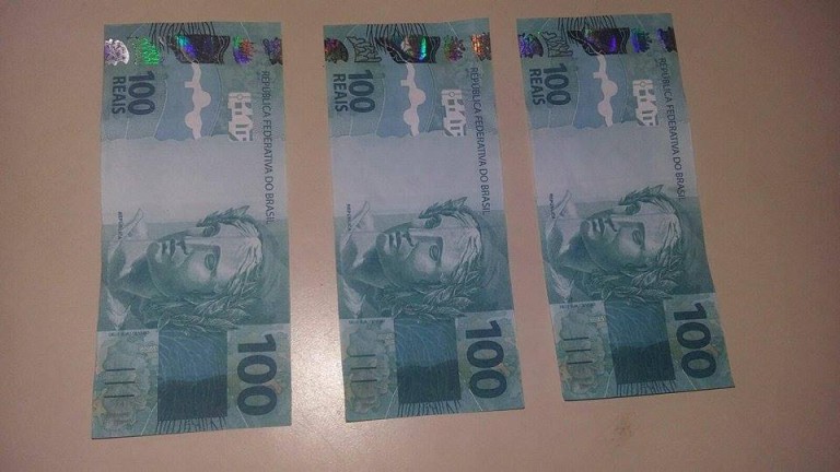Homem é preso com dinheiro falso em Camboriú