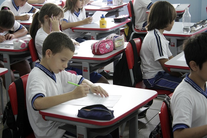 Ano letivo inicia com 14 mil alunos matriculados em Balneário Camboriú