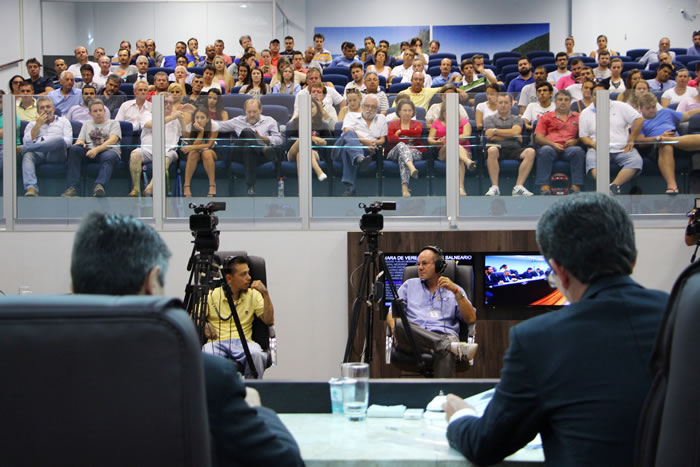 Mandato do vereador Elton Garcia é cassado por unanimidade