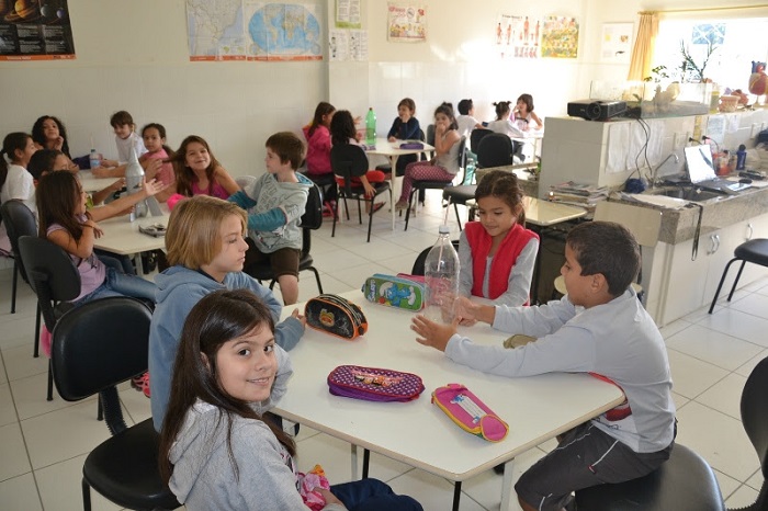 Ano letivo inicia com mais 10 mil alunos matriculados em Camboriú