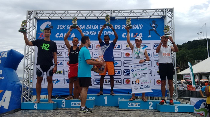 Ojanio conquista o bi-campeonato do Revezamento Ponta do Papagaio
