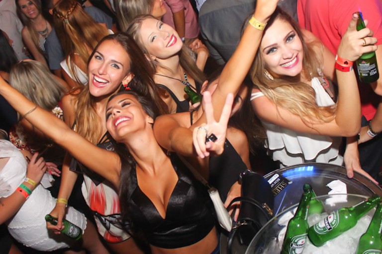 27/02/2016 – Shed Bar