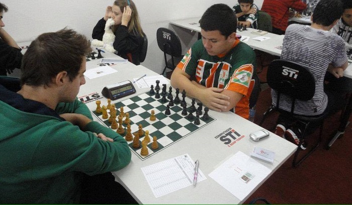 Representante de Camboriú conquista boa colocação em final estadual de xadrez