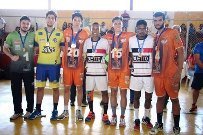 Equipe de BC é bicampeã do Brasileiro Júnior Masculino de Handebol 1 (Divulgação)