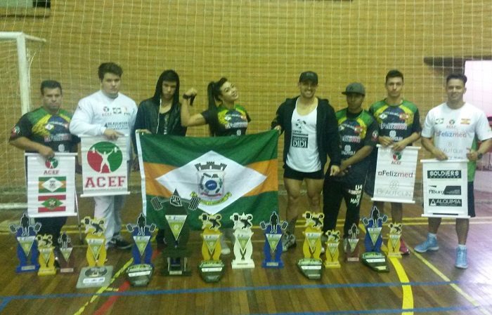 Equipe de Levantamento de Peso de Camboriú se destaca em competição no Rio Grande do Sul 1 (Divulgação)
