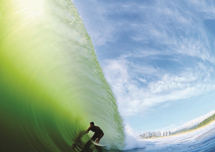 Surf agita o final de semana em Balneário Camboriú