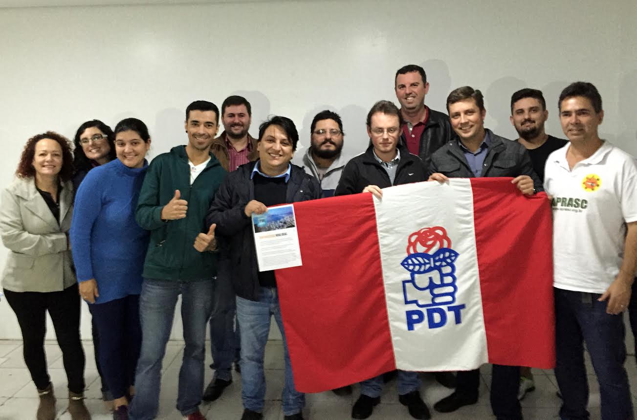 Auri Pavoni desiste da pré-candidatura e PDT declara apoio à Fabrício Oliveira (PSB)