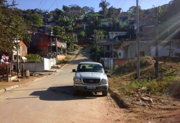 Homem erra caminho, entra no Monte Alegre, e é assaltado ao pedir informações