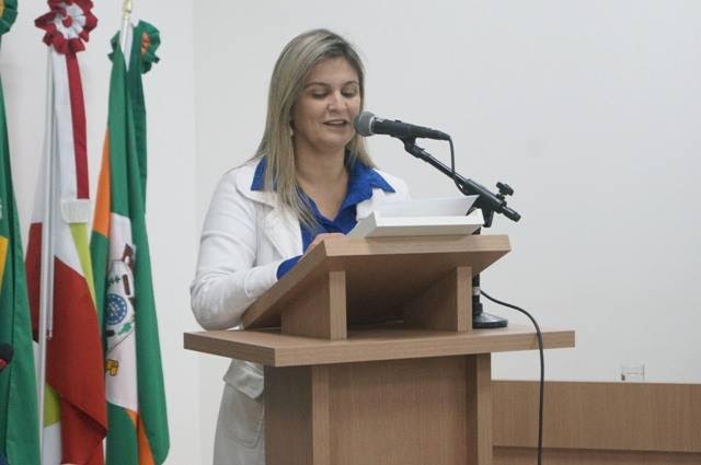 Vereadora de Camboriú enfrenta dificuldades para ter acesso a projetos de obras