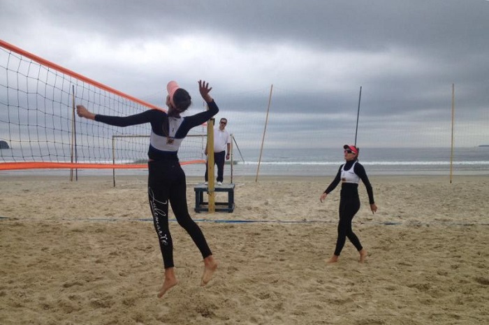 Atletas de Itajaí se destacam no I Torneio Aberto de Vôlei de Praia 1 (Divulgação)
