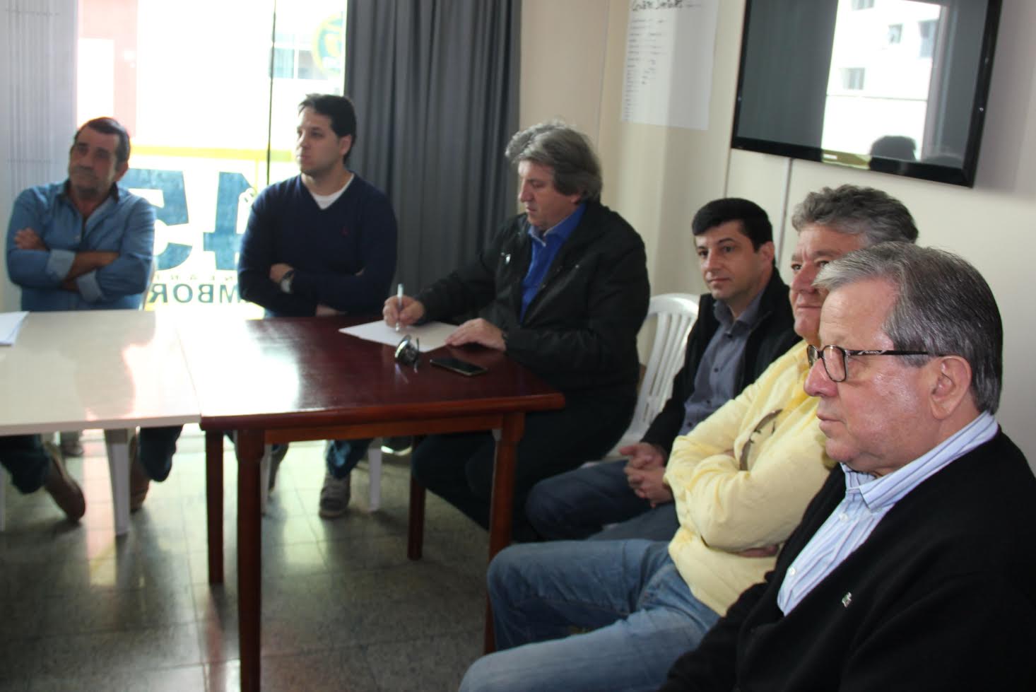 PSDB reúne executiva municipal e reforça estratégias em apoio a Pavan e Fabio Flor