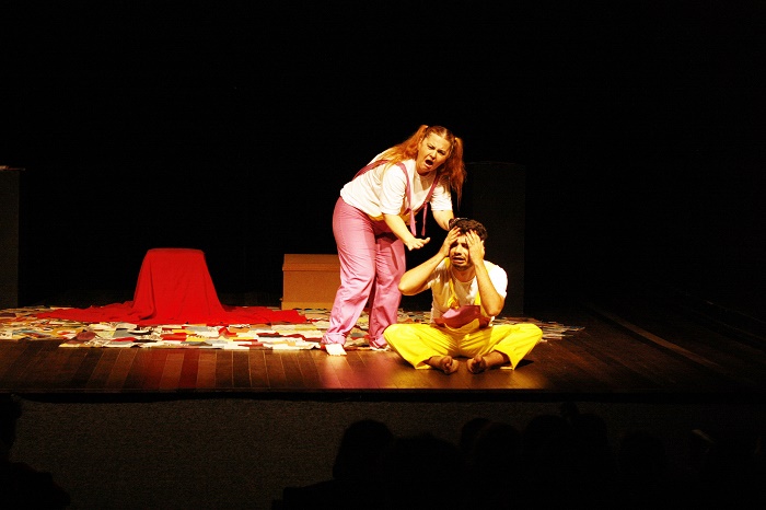 Peça “O Baú do Tesouro” será apresentada neste domingo, 16, no Teatro Bruno Nitz
