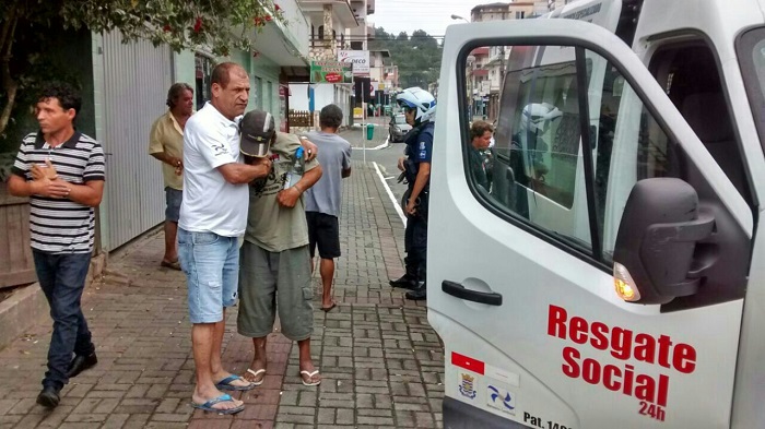 Rondas fixas do Resgate Social mudarão de horário, em Balneário Camboriú